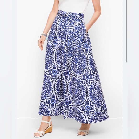 Talbots Coastal Medallion Maxi Skirt Size 6 - Picture 3 of 3